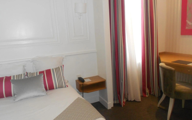 Maison Lutetia R