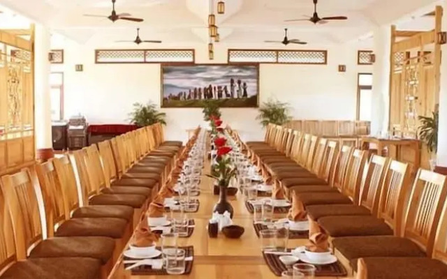 Aniise Villa Resort