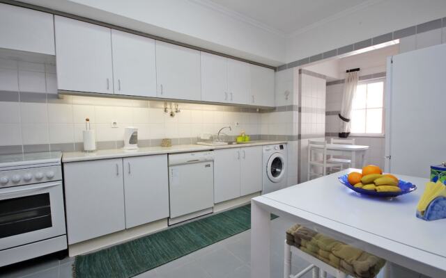 Feels Like Home Funchal Spacious Apartment with Balcony