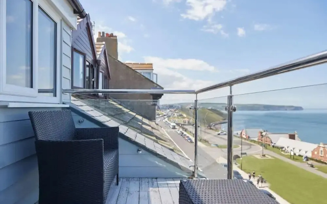 Host Stay Penthouse Pier View
