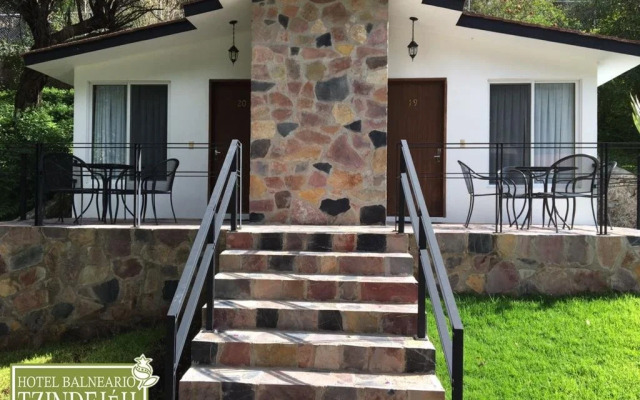 Hotel Balneario Tzindejeh