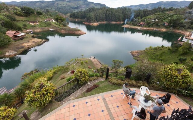 Galeria Guatape Hostel