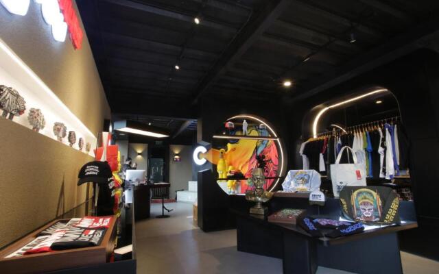 Creative Restart Hotel