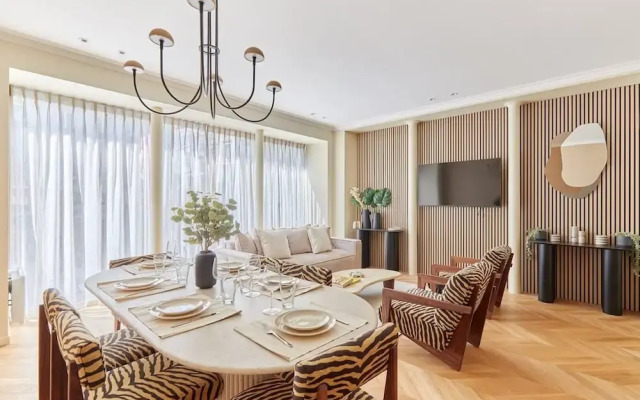 Incredible AC Apartment 3 Bedrooms Center of Paris