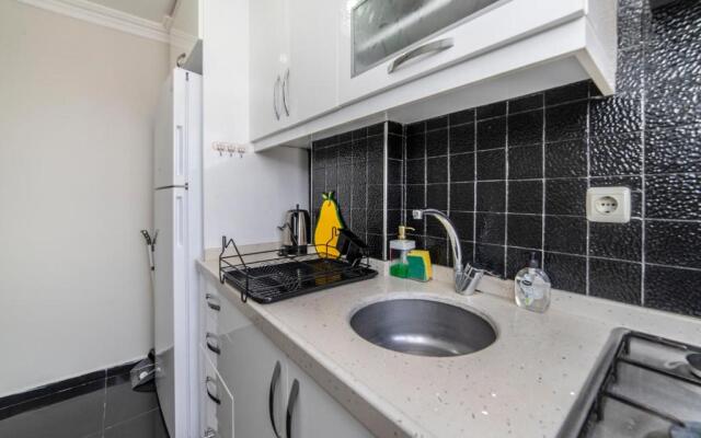 Altiparmak central 2 bdrm apartment