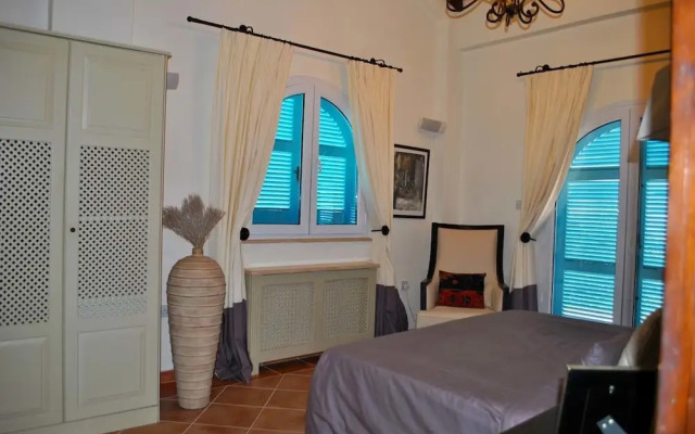 Villa Alex by Amy Villas