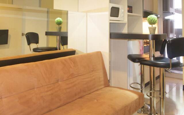 Port View Green Bay Apartment Pluit
