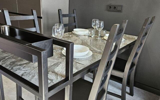 Nice Apartments on Karl Marx street 304B