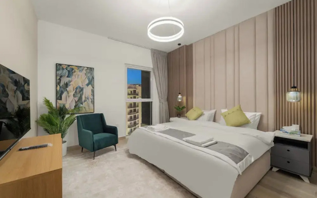 Luxe Ventures Waters Edge Haven