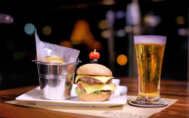 Ned Kelly Hotel & Irish Pub