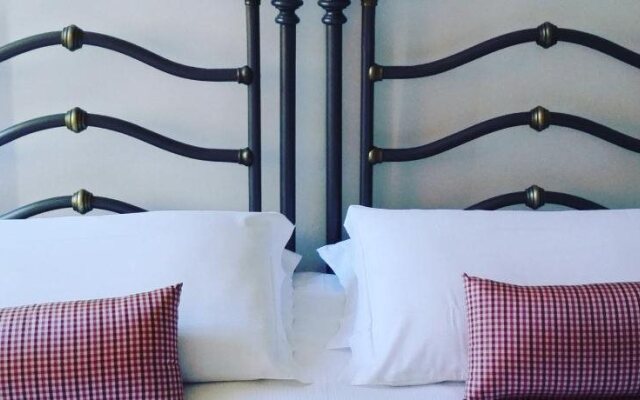 La Canarina Bed  Breakfast