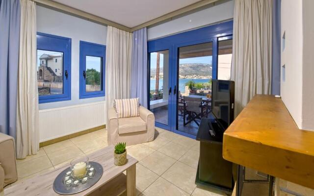 SeaSight Living Apartment