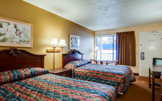 Rodeway Inn Civic Center
