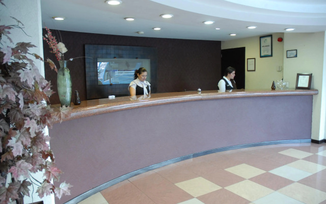 Aranzazu Plaza Kristal Aguascalientes
