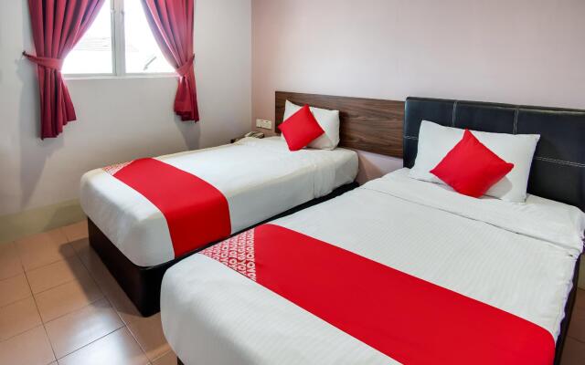OYO 89480 Dream House Hotel