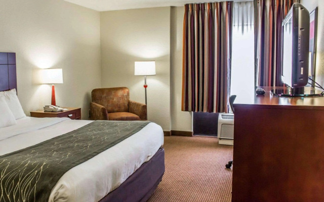 Comfort Inn Fayetteville near Fort Bragg