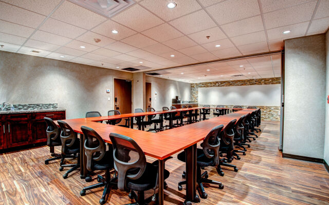 Home Inn & Suites Yorkton