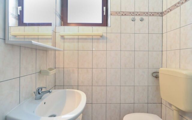 Apartment 794