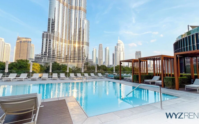 Posh 2 BR in Address Opera Mall Access
