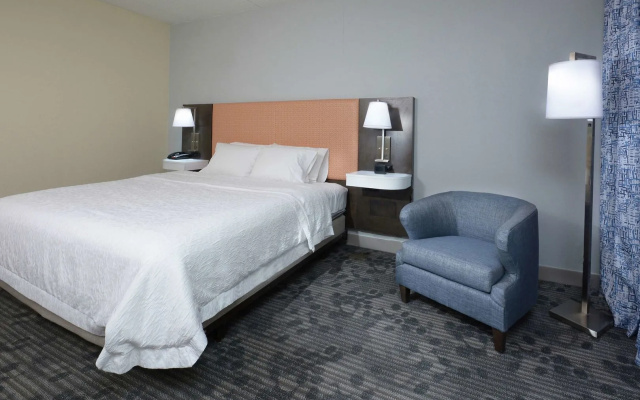 Hampton Inn & Suites Clinton