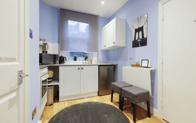 Central London Apt in Warren Street