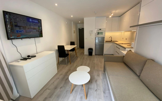 Modern Studio Apartment at The Hub