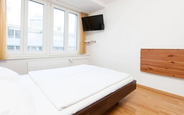 Swiss Star Guesthouse Oerlikon