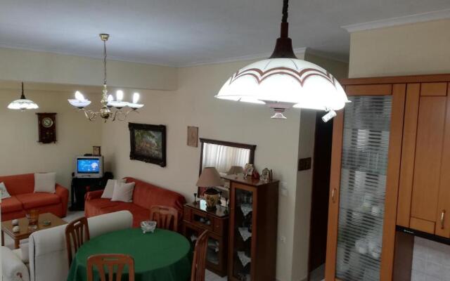 APARTMENT MARIOS SOUFLI Ευρύχωρη γκαρσονιέρα, 60m2 στο κέντρο