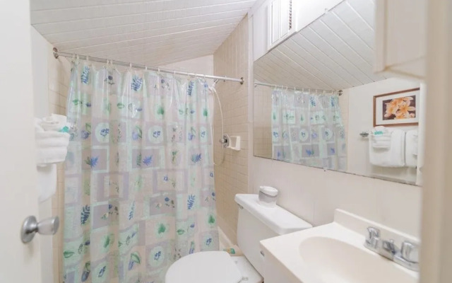 Turtle Bay Sea Breeze*nuc 90-tvu-0498 1 Bedroom Condo by RedAwning