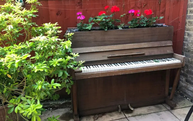 Lovely Garden Flat in Shepherds Bush