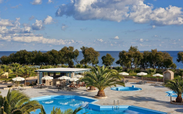 Santo Miramare Resort