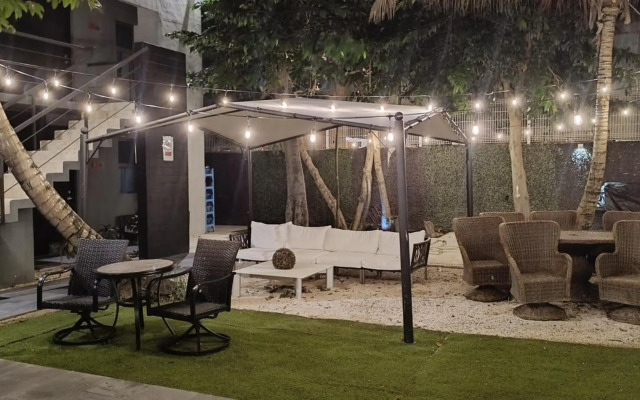 Grand City Hotel - Near Market 28