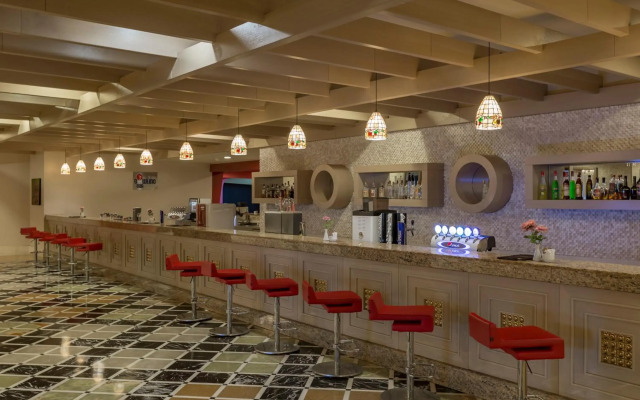 Royal Alhambra Palace – All Inclusive