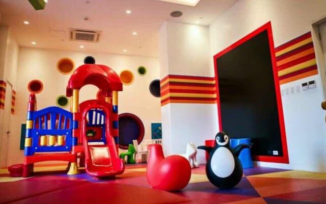 Azure Urban Resort by Adam's Crib
