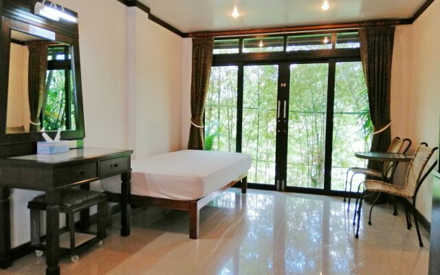 Sand Sea Beach Resort
