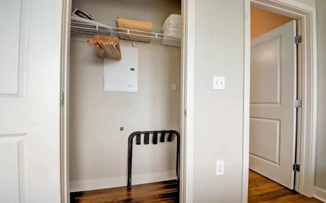 FRONTDESK 531 Virginia Ave Apts Downtown Indianapolis