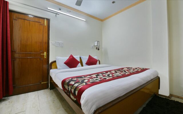 Hotel Dolls Inn