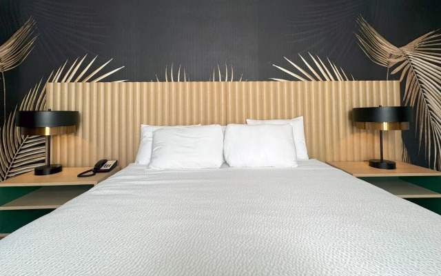 The Harrison Hotel Downtown Hollywood