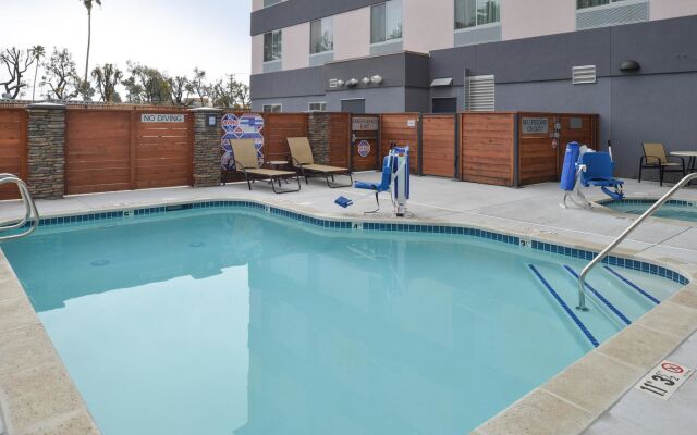 Fairfield Inn & Suites by Marriott Santa Cruz, CA