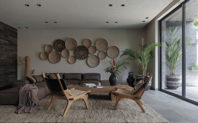 Black Villas Canggu Beach by OXO