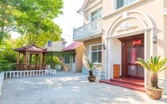 Shanghai Fuyu Other Courtyard Ecological B & B