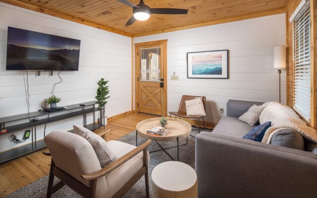 Red Feather Cabins 150