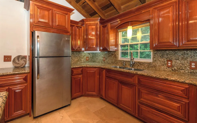 PUR Private Suites