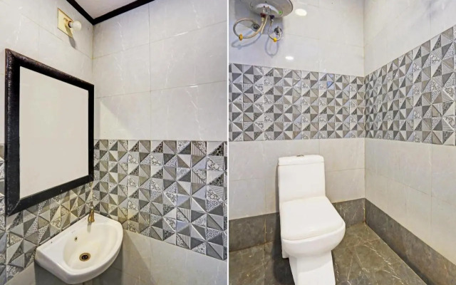 Poonam Palace Hotel