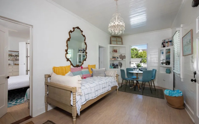 Island Serenity: Charming Watercolor Cottage Near Beach — фото 5