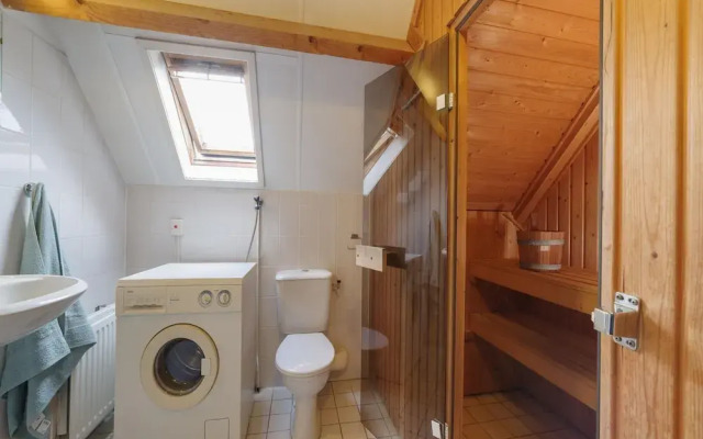 Oyster Coast: Sauna and Family Charm