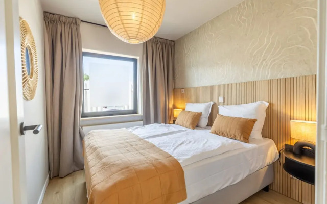 Modern Holiday Apartment With Garden Near the sea