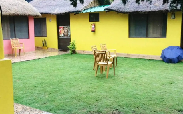 Lazy Bear Resort And Cafe