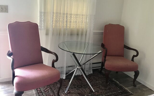 Leola Inn and Suites