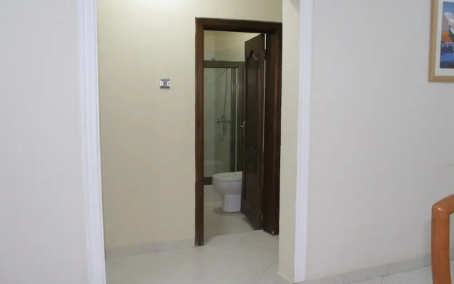 Evergreen Apartments
